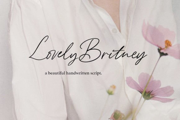 Beautiful Script Font for Editorial Design